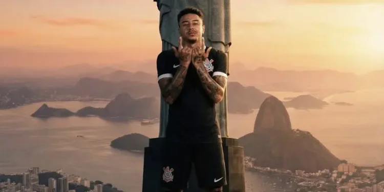 lingard-chega-ao-brasil-para-assinar-com-o-corinthians