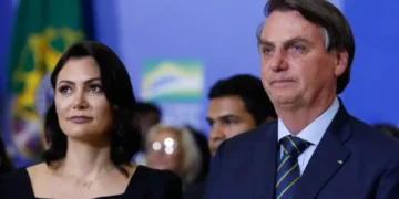 bolsonaro-quer-michelle-na-politica-apos-marco