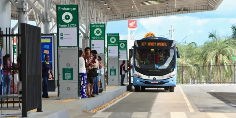 terminal-de-senador-canedo-retoma-atividades-apos-interdicao-por-deslizamento