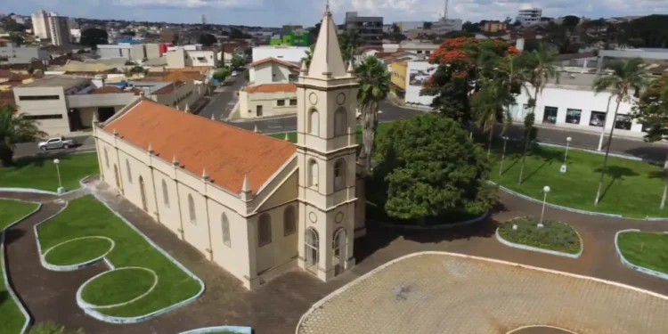 catalao-reabre-concurso-da-saude-com-salarios-de-ate-r$-22-mil