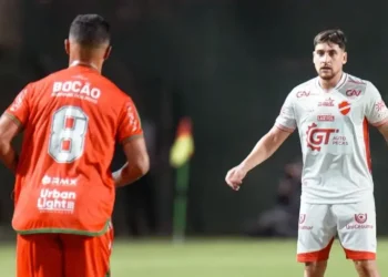 vila-nova-empata-com-velo-clube-e-se-classifica-nos-penaltis-na-copa-do-brasil