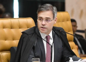 mendonca-ordena-investigacao-sobre-vazamento-de-dados-de-vorcaro-obtidos