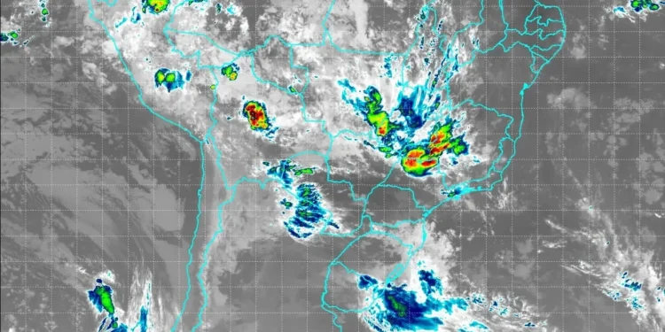 nuvens-carregadas-cobrem-goias-e-previsao-indica-chuva-ao-longo-de-todo-o-fim-de-semana