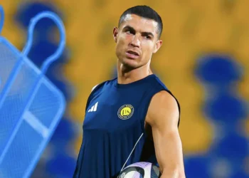 lesao-de-cristiano-ronaldo-e-considerada-grave,-atacante-deve-ficar-fora-1-mes