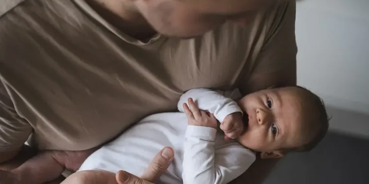 licenca-paternidade-pode-chegar-a-20-dias-e-projeto-avanca-no-congresso