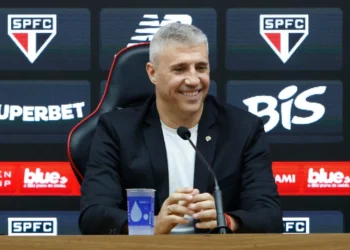 sao-paulo-anuncia-saida-de-crespo-apos-divergencias-internas