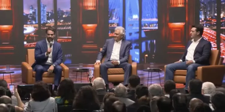 pressao-de-caiado-leva-psd-a-antecipar-definicao-sobre-candidato-a-presidencia