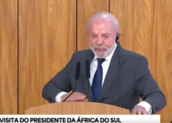 lula-fala-em-risco-de-invasao-e-defende-parceria-militar-entre-brasil-e-africa-do-sul