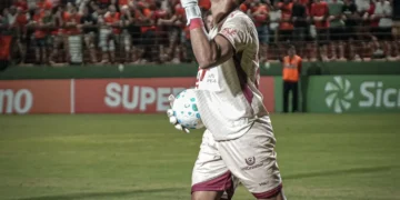 dalberson-brilha-e-vila-nova-vence-nos-penaltis-apos-empate-em-1×1