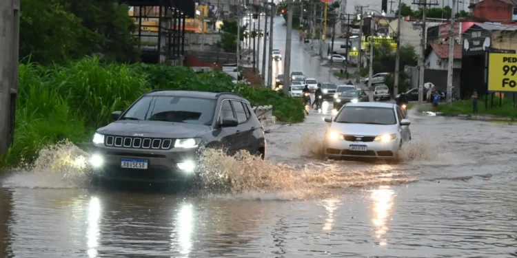 200-municipios-de-goias-podem-ter-tempestades-neste-fim-de-semana