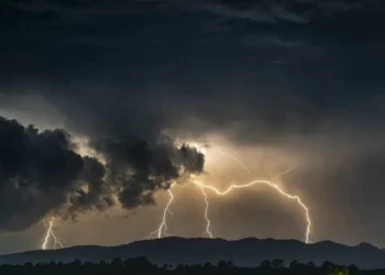 alerta-de-tempestades-coloca-131-cidades-de-goias-sob-risco