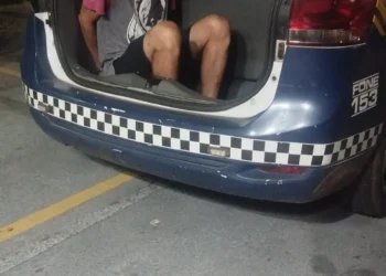 mulher-se-tranca-no-banheiro-para-evitar-agressoes-do-ex,-no-setor-oeste,-em-goiania