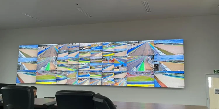 veja-como-funciona-o-race-control,-centro-de-comando-de-provas-da-motogp