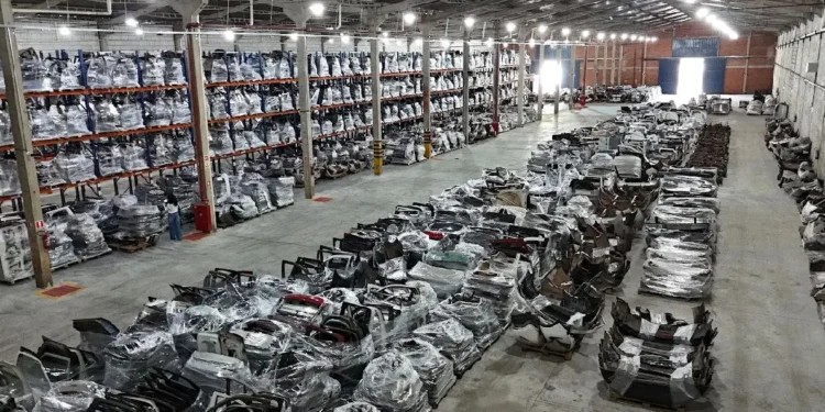 detran-go-destroi-toneladas-de-pecas-em-combate-ao-desmonte-ilegal