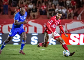 vexame,-pancadaria-e-tecnico-demitido:-vila-nova-e-eliminado-da-copa-do-brasil