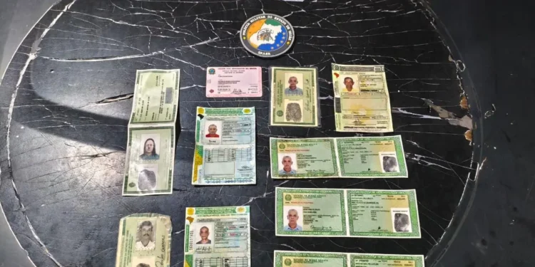 homem-e-preso-ao-tentar-sacar-cheque-falso-de-r$-9-mil-em-goiania