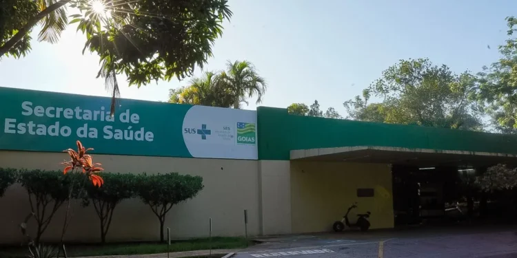 ses-goias-abre-selecao-com-salarios-de-ate-r$-5,7-mil-na-area-da-saude