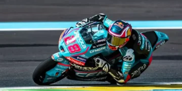 moto3:-max-quiles-vence-etapa-do-brasil-em-goiania