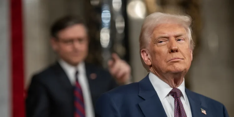 estreito-de-ormuz-e-foco-de-tensao-entre-eua-e-ira