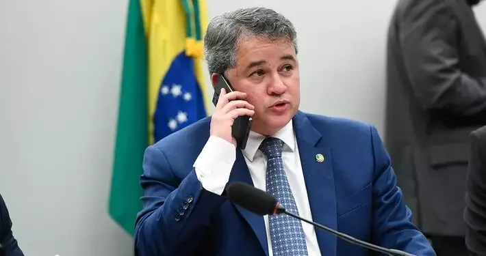 suplente-acusado-de-lavar-dinheiro-para-careca-do-inss-pagou-boleto-de-r$-51-mil-para-efraim