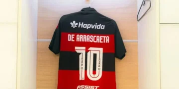 veja-quanto-a-camisa-do-flamengo-passa-a-valer-com-novo-patrocinio-milionario