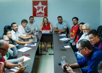 demora-em-lancar-nome-ao-governo-faz-parte-de-estrategia-do-pt-em-goias
