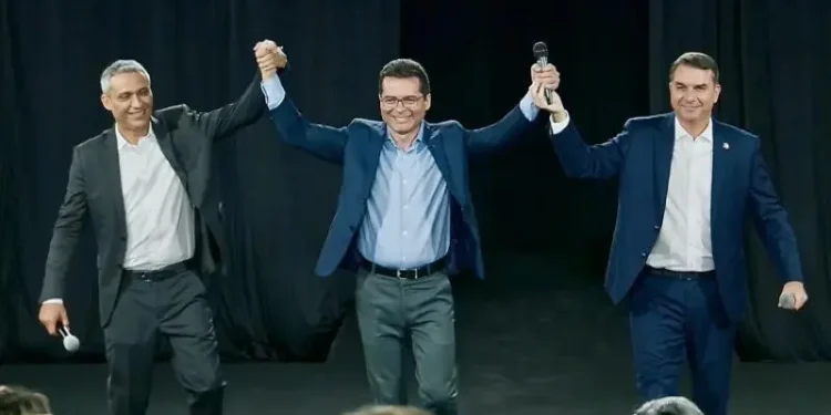 flavio-bolsonaro-confirma-gayer-e-varao-como-pre-candidatos-ao-senado-por-goias