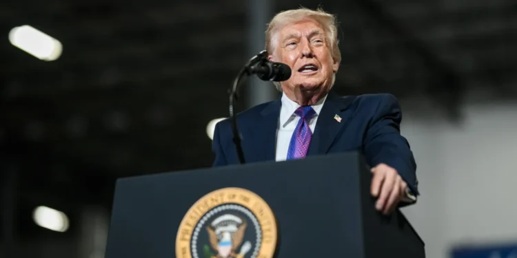 trump-faz-nova-ameaca-e-afirma-que-“cuba-e-a-proxima”