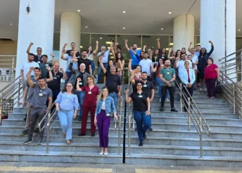 profissionais-do-hospital-das-clinicas-entram-em-greve-em-goiania