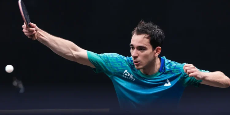 hugo-calderano-vira-jogo-duro-e-avanca-as-oitavas-da-copa-do-mundo-de-tenis-de-mesa