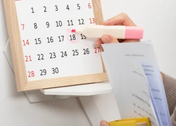 preciso-trabalhar-na-quinta-feira-santa?-veja-o-que-diz-a-lei-e-nao-seja-pego-de-surpresa