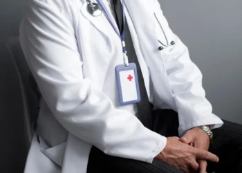 ‘um-assediador-em-serie’:-medico-de-55-anos-e-preso-suspeito-de-abusos-contra-pacientes