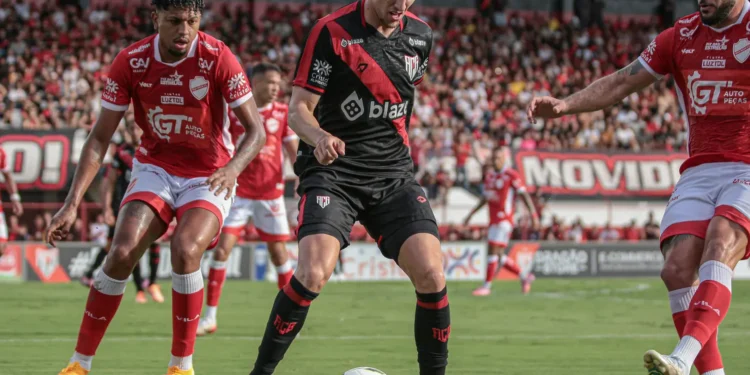 vila-nova-x-atletico-go:-escalacoes,-horario-e-onde-assistir
