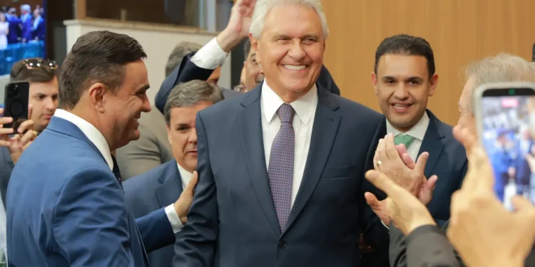 caiado-mira-evangelicos-e-avalia-vice-mulher-para-ampliar-espaco-na-direita