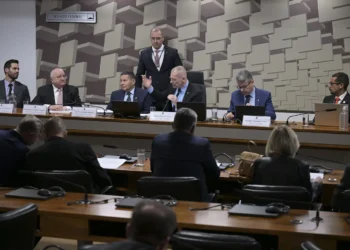 cpi-do-crime-organizado-tenta-avancar-sobre-caso-banco-master-na-reta-final