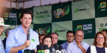daniel-enaltece-agro-e-confirma-subsidio-ao-diesel-na-abertura-da-tecnoshow-comigo