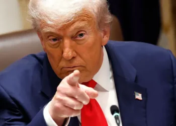 trump-adia-ataque-ao-ira-por-duas-semanas-apos-mediacao-do-paquistao;-cessar-fogo-e-anunciado