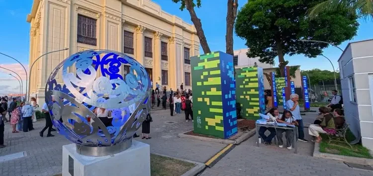 ministerio-da-saude-inaugura-memorial-com-nomes-das-700-mil-vitimas-da-covid-19