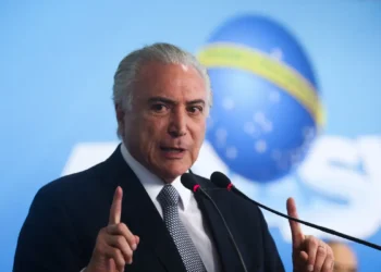 relatorios-apontam-rede-de-pagamentos-do-banco-master-a-politicos-e-veiculos-de-comunicacao