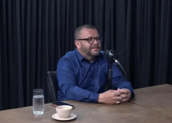 “quero-finalizar-esse-mandato-com-100%-da-cidade-em-iluminacao-de-led”,-diz-prefeito-de-itaucu