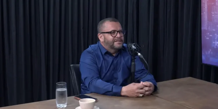 “quero-finalizar-esse-mandato-com-100%-da-cidade-em-iluminacao-de-led”,-diz-prefeito-de-itaucu