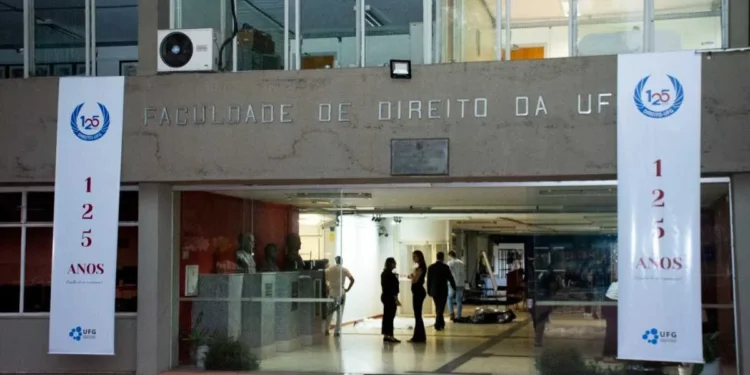 atletica-de-direito-da-ufg-expulsa-presidente-apos-denuncia-de-racismo