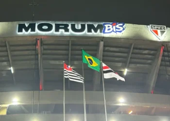 o-que-sao-naming-rights?-entenda-por-que-os-estadios-e-clubes-estao-mudando-de-nome