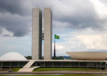 camara-dos-deputados-prepara-novo-concurso-com-salario-de-ate-r$-30,8-mil
