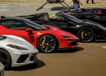 comboio-de-luxo-que-parou-goiania-reune-carros-e-helicopteros-milionarios