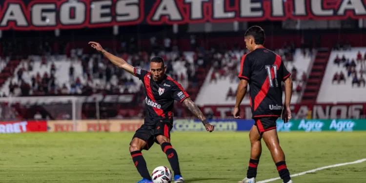 atletico-go-supera-o-londrina-e-conquista-primeira-vitoria-na-serie-b