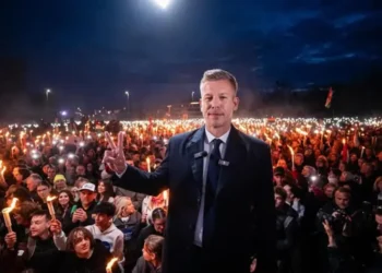 magyar-promete-“nova-era”-na-hungria-que-“era,-e-e-sera”-na-europa
