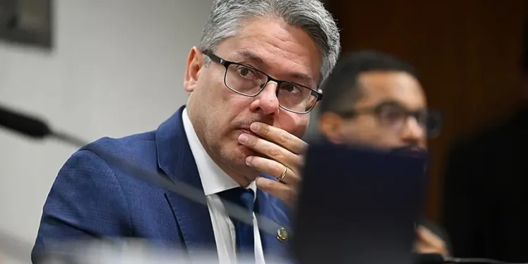 em-cpi-do-crime-organizado,-alessandro-vieira-pede-indiciamento-do-pgr-e-de-ministros-do-stf