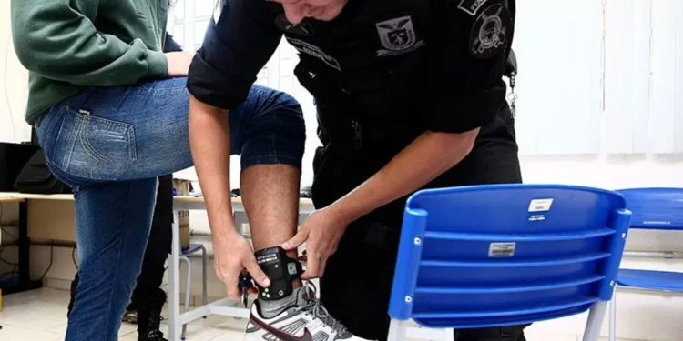 lei-obriga-uso-de-tornozeleira-para-autores-de-violencia-contra-mulher;-entenda