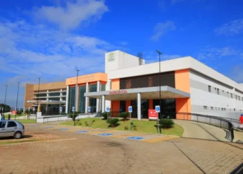 troca-de-gestao-deixa-profissionais-sem-salario-na-maternidade-celia-camara-em-goiania